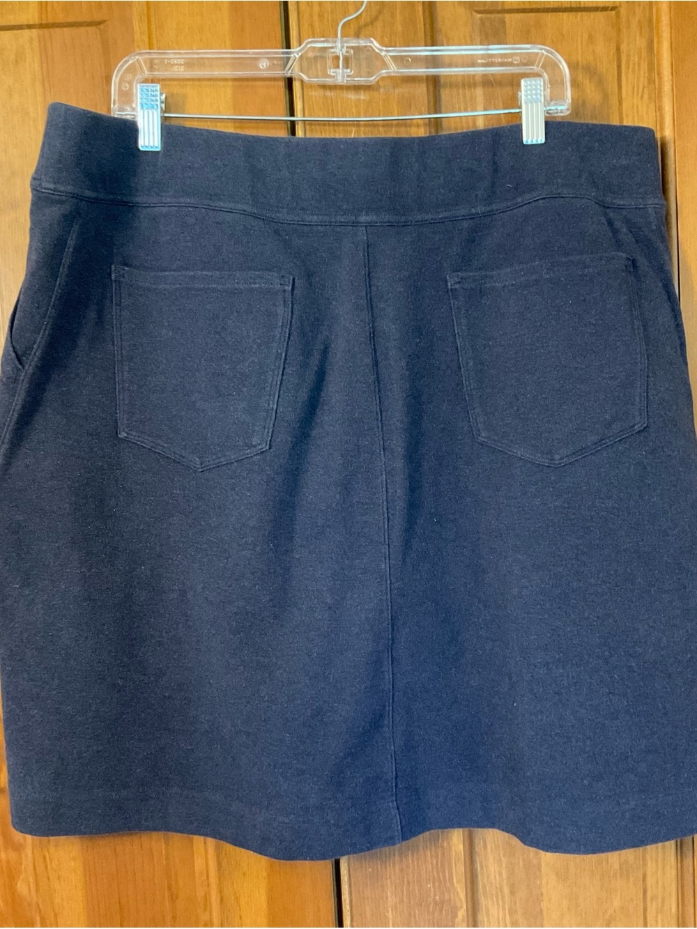 Duluth Trading Classic Navy Women's Knit Skort - 90% cotton, 10% spandex. - Picture 2 of 9